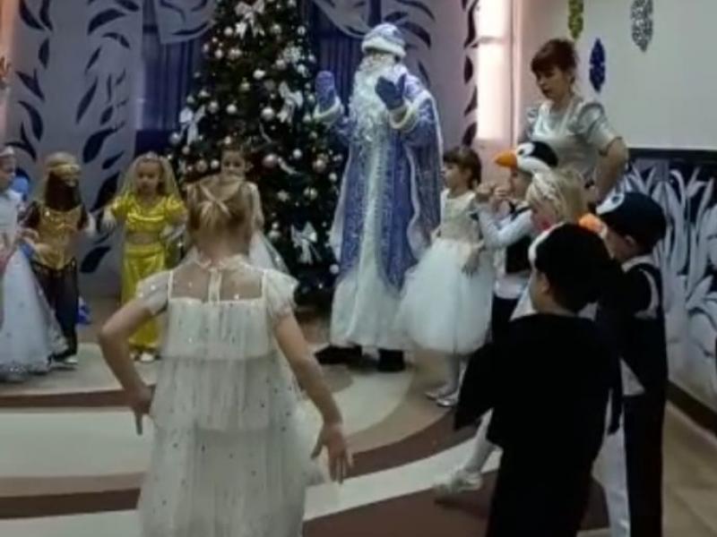 НОВОГОДНИЙ УТРЕННИК